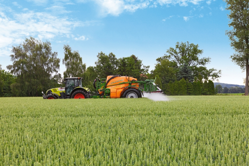 AMAZONE UX Special - Compact Fertiliser Sprayer - CLAAS Harvest Centre