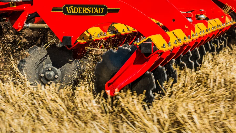 close up of vaderstad discus in ground