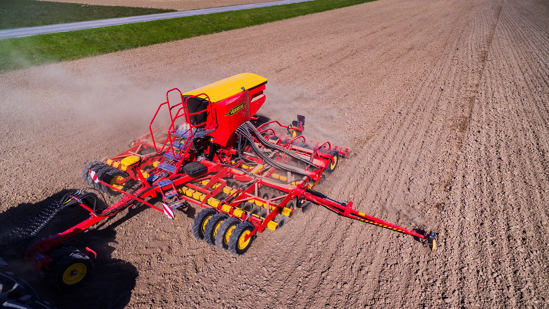 VÄDERSTAD Rapid Seed Drill