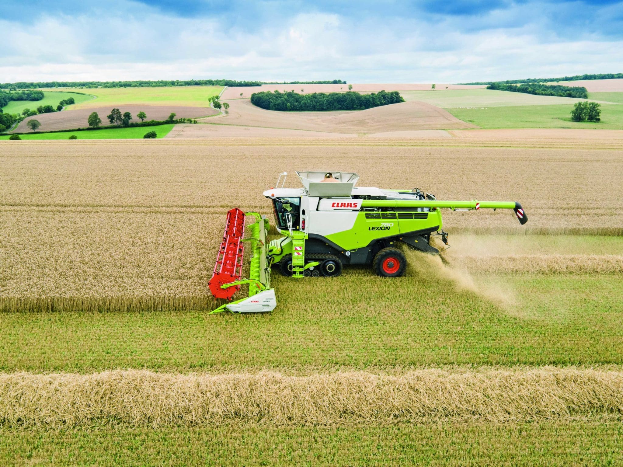 CLAAS LEXION harvesting