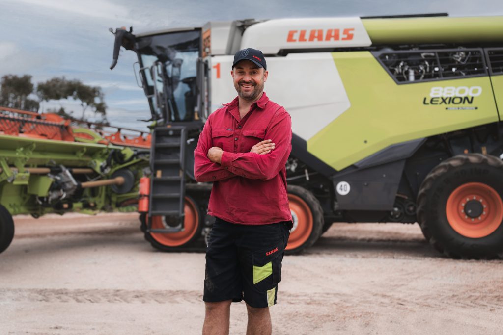 CLAAS Landpower-21 (tone-edit)
