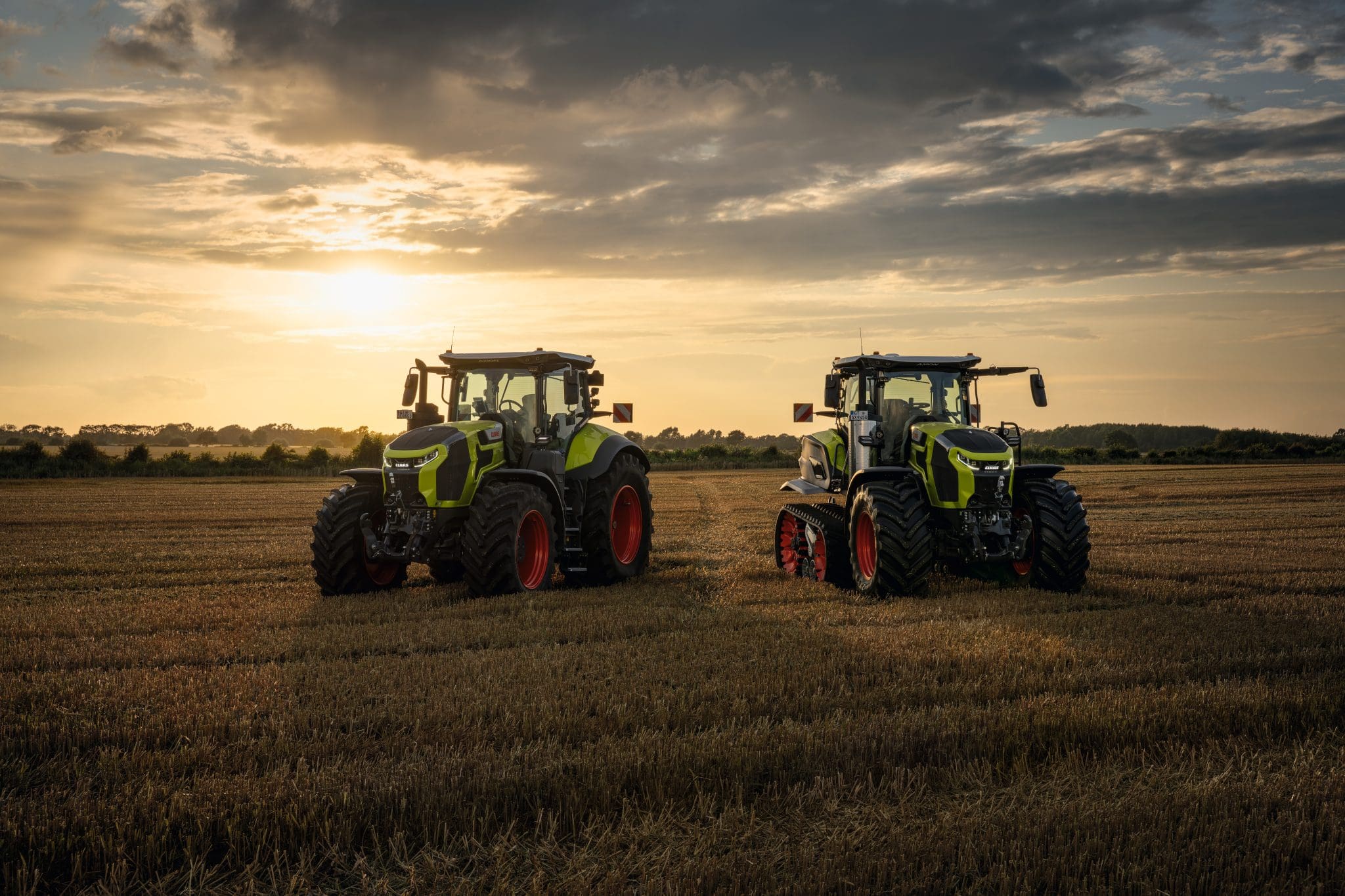 CLAAS AXION 9 CMATIC Tractor